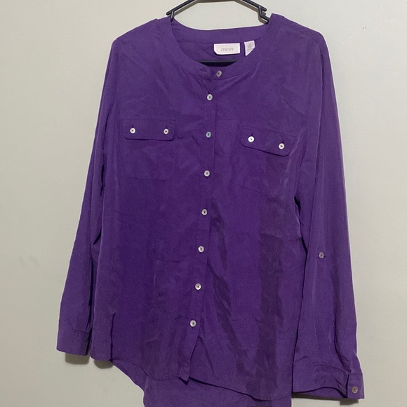 Chico's Tops - Women’s chicos size 2